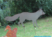 Garden stakes metal sheet fox lifesize.